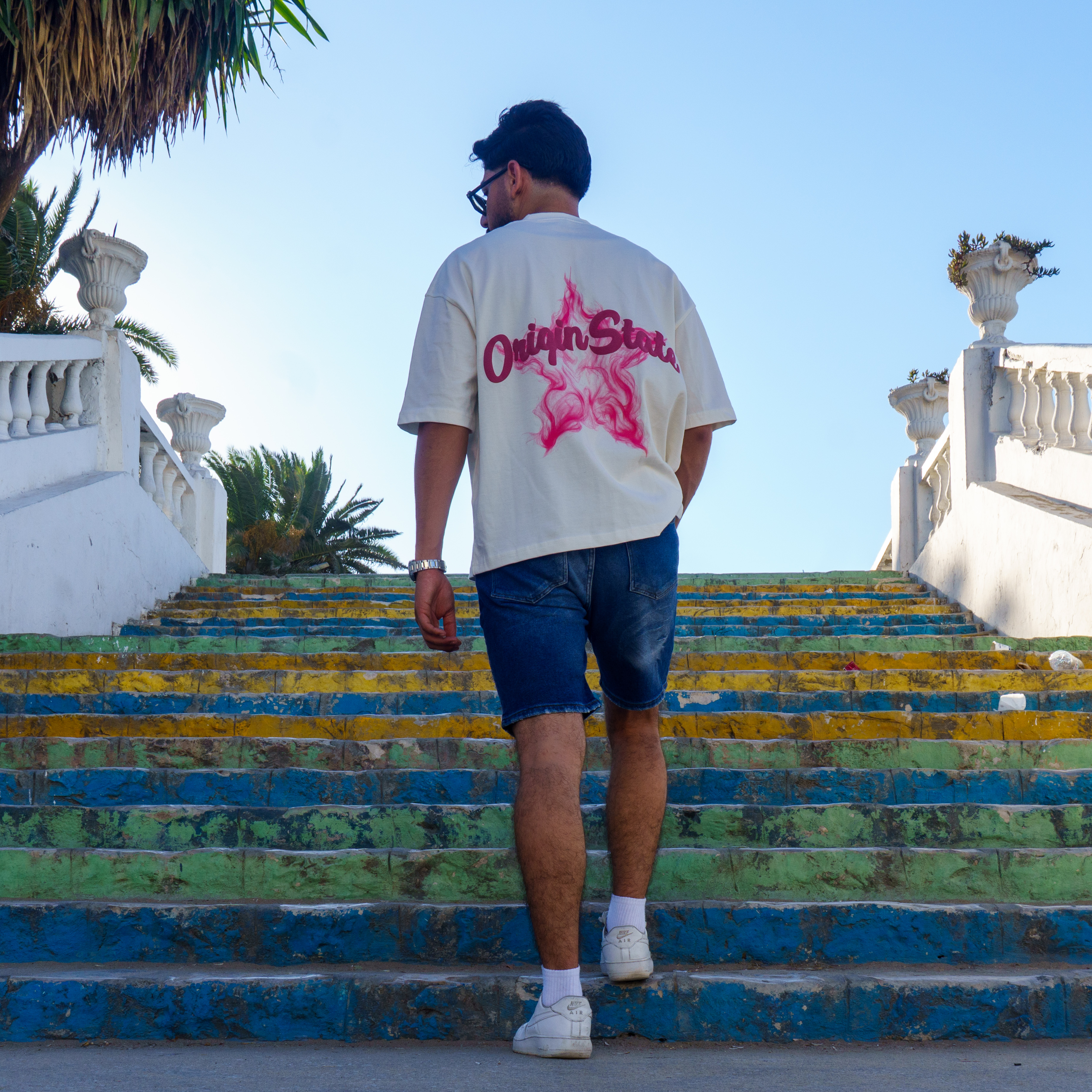 Origin State Tee crème — dos, campagne RYVEN 2026